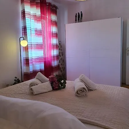 Sj Apartment Dugi Rat